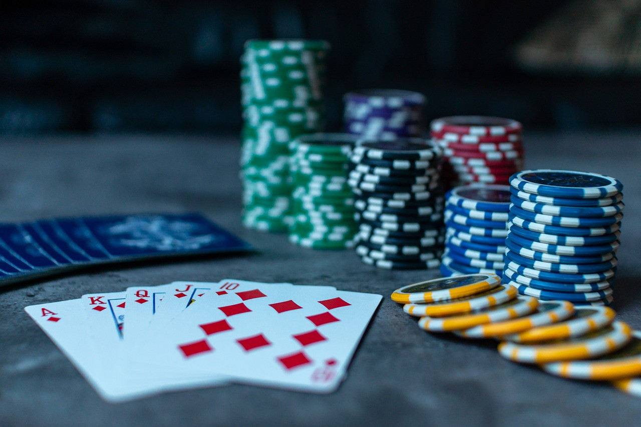 Grundlegende Poker Regeln: Tipps für Poker Anfänger - -