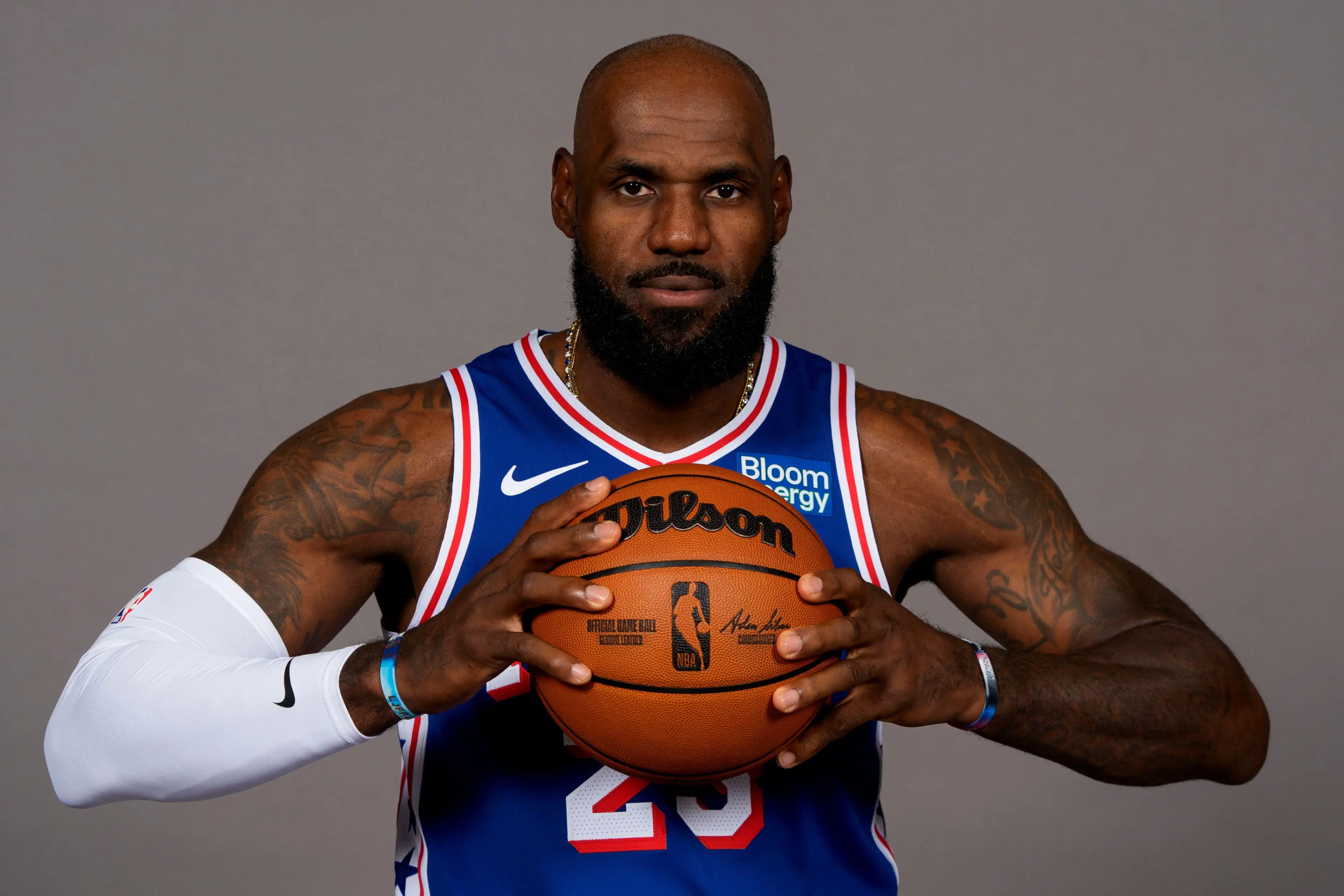 LeBron James 76ers